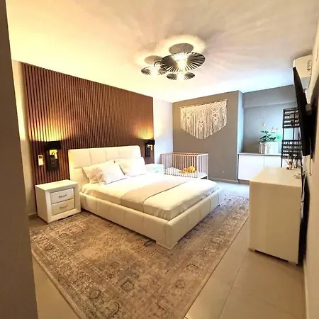 Luxury With Mediterranean And * 칼페
