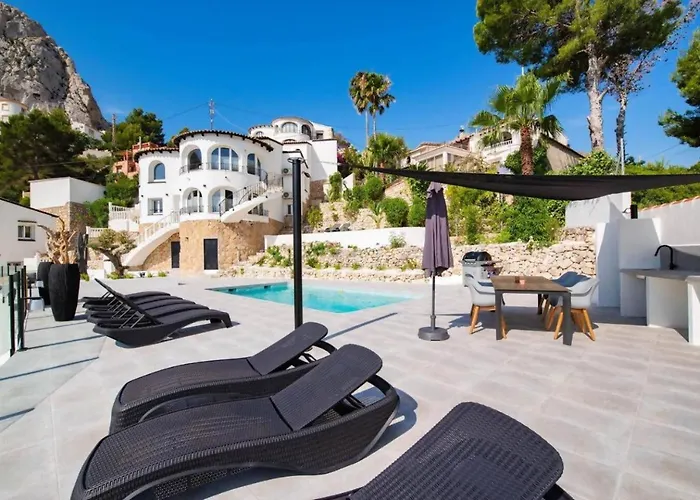 Villa Luxury With Mediterranean And